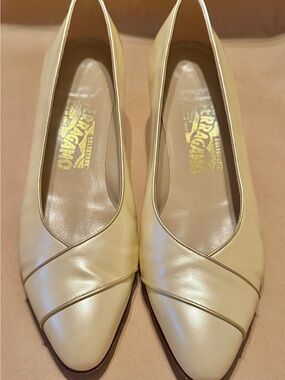 Vintage Salvatore Ferragamo Heels - Bridal sz 9